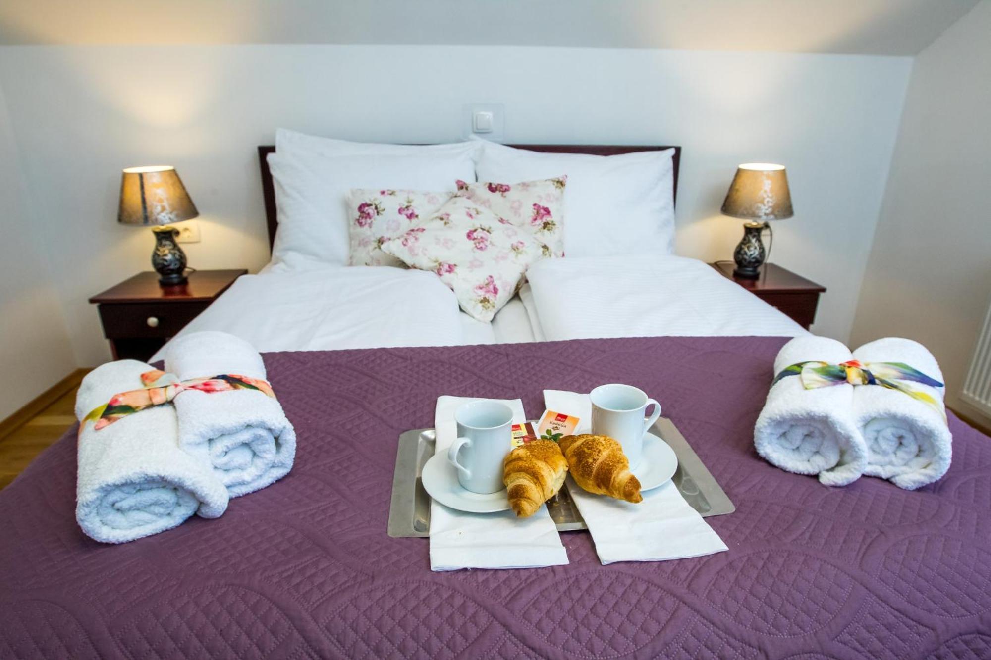 B&B Lady Of The Lake Jezerce Zimmer foto