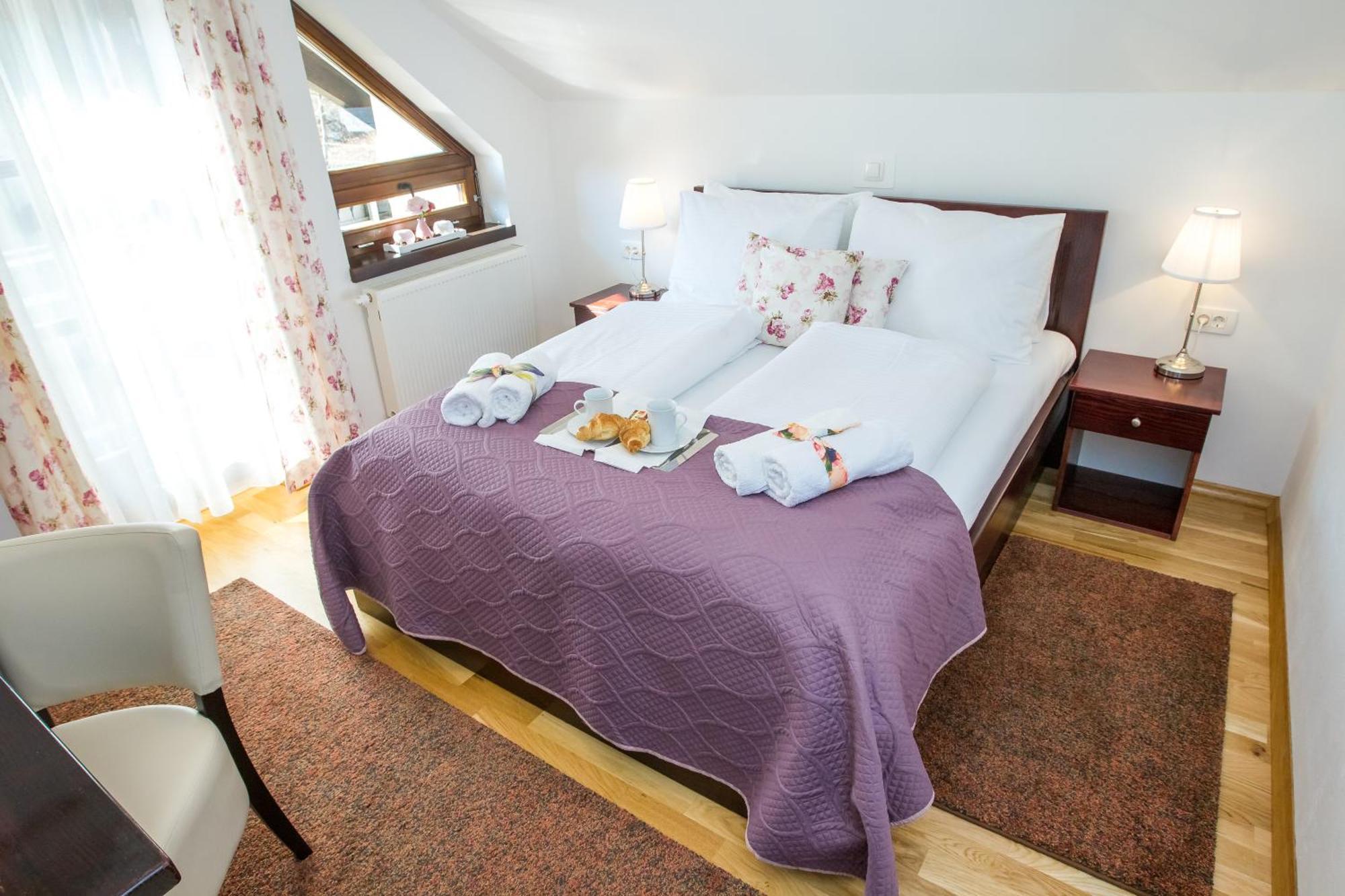 B&B Lady Of The Lake Jezerce Zimmer foto