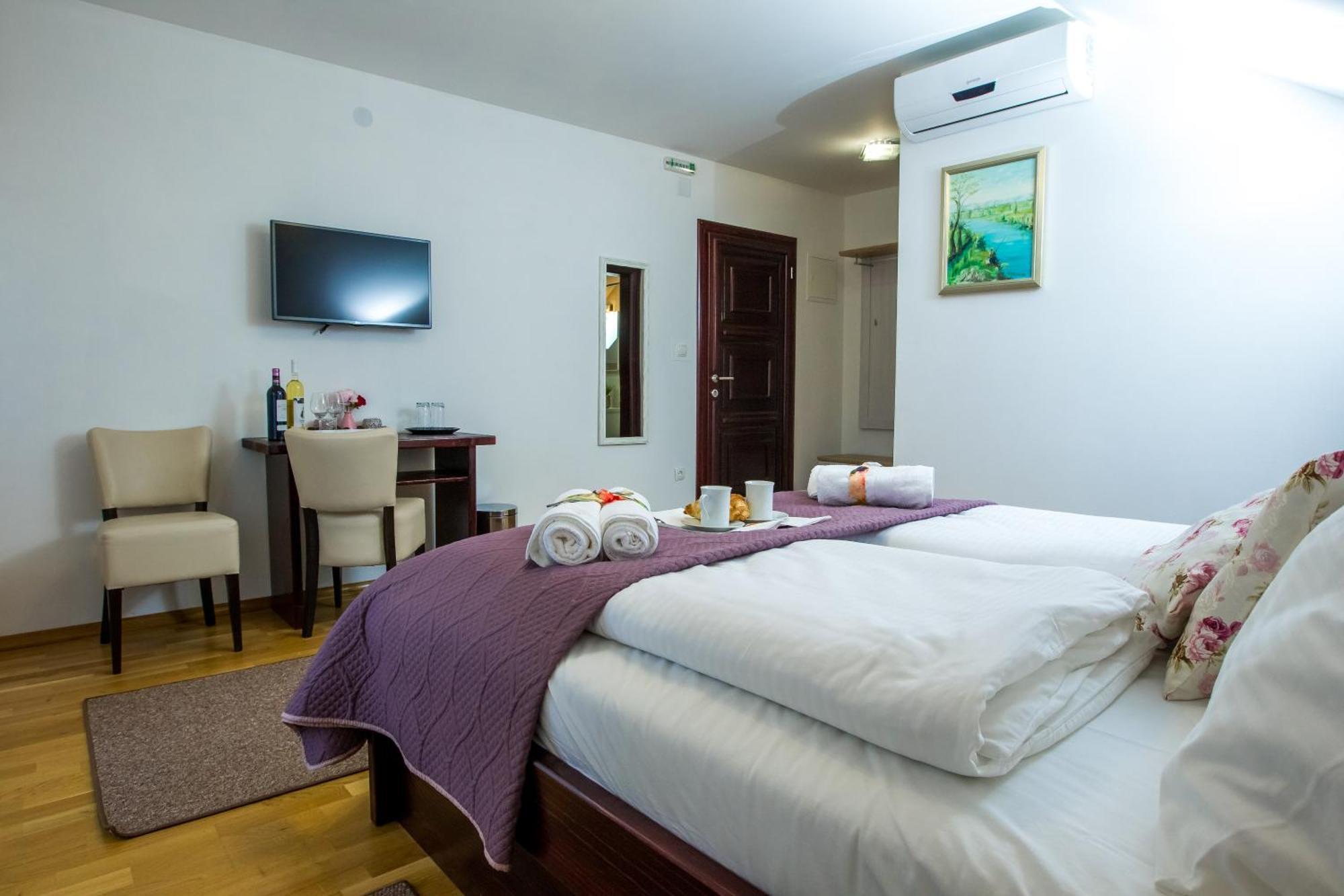 B&B Lady Of The Lake Jezerce Zimmer foto